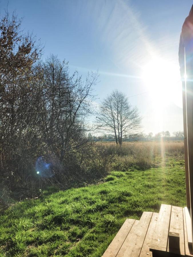 Jurty Glamping Hotel Gostynin Exterior foto
